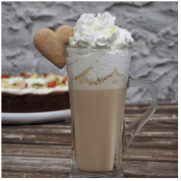 Už je čas na ZIMNÍ DRINK!
Cappuccino s karamelovým sirupem, šlehačkou a perníčkem.
#drik #zima #vanoce #piti #karamel #cappuccino #instadrink #mladaboleslav #staremesto #staromestskenamesti #kavarna #tritecky #skodanezajit