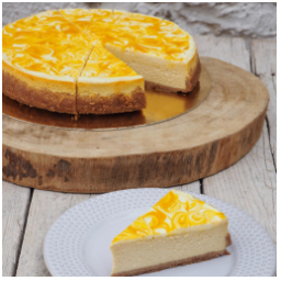 Celý cheesecake s sebou ????
#cheesecake #dort #kolac #mladaboleslav #staremesto #staromestskenamesti #kavarna #tritecky #skodanezajit