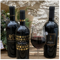 PRIMITIVO jako dárek?
U nás si určitě vyberiete …
#cervenevino #wine #redwine #darek #present #mladaboleslav #staremesto #kavarna #tritecky #skodanezajit