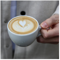 Dnes na mlýnku GUATEMALA od @industra.coffee 
NICOLAS RAMIREZ FINCA QUEJNA
- washed
- nugát, černý rybíz

… na filtr PERU OD @fathers_coffee_roastery 
ROGER CHILCON
- washed
- mango lassi, sušené fíky, květinové aroma a jablečná acidita

Čas na kávu!✨

#coffee #coffeetime #cooffeelover #coffeeshop #coffeeart #coffeelife #coffeedaily #coffeeshots #coffeeculture #coffeeholic #coffeevibes #coffeebreak #coffeeoftheday #coffeelove #coffeeroaster #coffeephotography #coffeecup #coffeecommunity #kavarna #mladaboleslav #skodanezajit