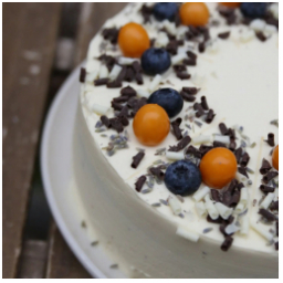 Zítra je svátek, takže dnes je vlastně takový pátek... A to si zaslouží dort! Zastavte se na náš vanilkový ????

A zítra jsme tu jako o víkendu, takže 9.00 - 19.00. Budeme se na vás těšit! ☕

#kava #dort #svatek #svatecnioteviracka #zaodmenu #vanilkovydort #dortnastredu #dnespeceme #peceme #cake #vanilla #kavarnamladaboleslav #mladaboleslav #boleslav #staremesto #staromestskenamesti #kavarna #tritecky #skodanezajit
