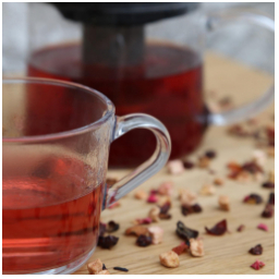 Za deštivého počasí k nám můžete zajít nejen na kávu, ale i sypané čaje od @miacoffee_cz 
Jeden z nejoblíbenějších je právě Goji berry ♥️

#rainyday #tea #miatea #kavarna #tritecky #skodanezajit