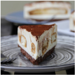 Tiramisu #cheesecake

#skodanezkusit #dianatvorila #dnesjim
#staromestskenamesti #mladaboleslav #streda #kekave #domaci #chutneAbarevne #kavarna #czechrepublic #skodanezajit