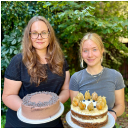 Naše Terezka s Viki napekla spoustu dobrot. Přijďte třeba na mrkvový dort… ☺️

#cake #carrotcake #pecemeslaskou #napeceno #fresh #mladaboleslav #staremesto #kavarna #tritecky #skodanezajit