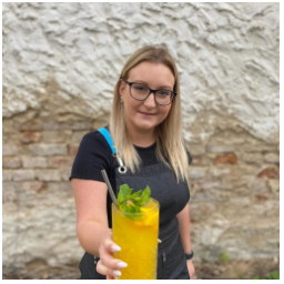 Máme pro Vás novinku ! Mangová limonáda nyní v naší nabídce ????. 

#novinka #mangovalimonada #staremesto #kavarna #tritecky #skodanezajit