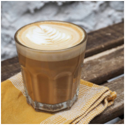 ... týden začína u nás
#dobrerano
#mladaboleslav
#staromestskenamesti
#kava #pondeli #jidlo #snidane #dort #kolac #kafe #flatwhite #milk #coffeetable #coffeetime #monday #czechrepublic #morning #rano
#kavarna #tritecky #skodanezajit