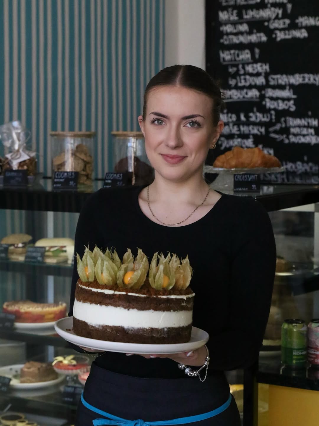 Zastavte se na něco dobrého🫶🏻

#kavarna #bistro #tritecky #skodanezajit